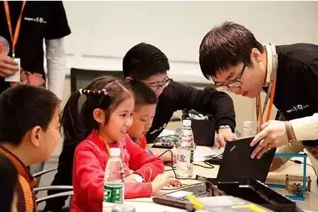 僅10歲編寫游戲 最小CP在GMGC2015擔任講師