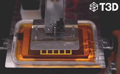 T3D推出用手機(jī)屏幕光做光源的光固化3D打印機(jī)