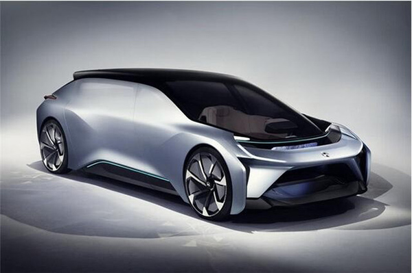  比起昂貴的電動跑車 人工智能概念車更實際
