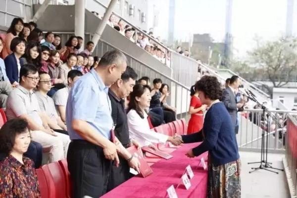 當好幫手精準服務，童程童美助力學校科技活動