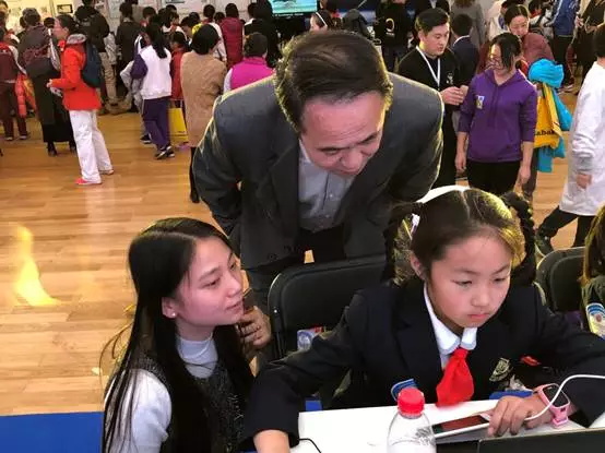 北京上地首屆青少年科技節|創新成長孵化夢想，童程童美老師受邀現場助力！