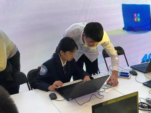 北京上地首屆青少年科技節|創新成長孵化夢想，童程童美老師受邀現場助力！