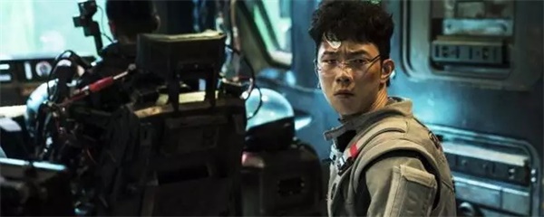 票房破40億的《流浪地球》，隱藏著重大的教育意義！