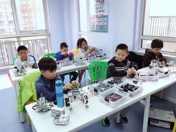 2019 RoboRAVE國際教育機器人大會亞洲分會童程童美專場即將拉開帷幕！