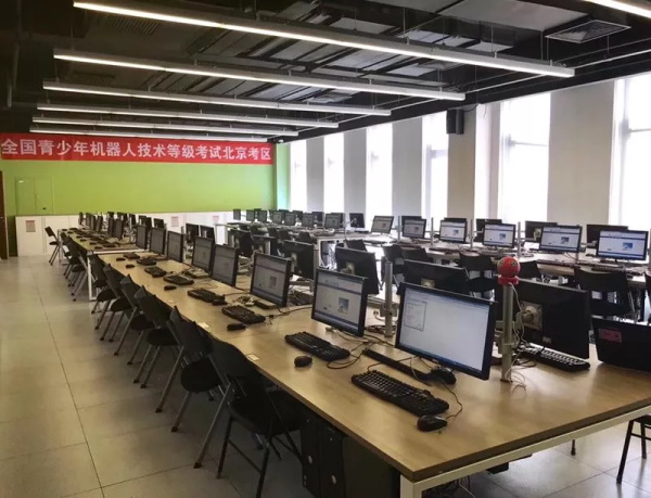 2019第二季全國青少年機(jī)器人等級(jí)考試收官，童程童美學(xué)員通過率高達(dá)85%！