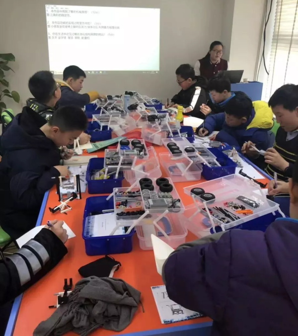 2019第二季全國青少年機(jī)器人等級(jí)考試收官，童程童美學(xué)員通過率高達(dá)85%！