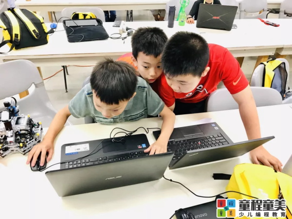 逐夢前行，載譽而歸：童程童美隊包攬2019WRO南加州賽冠亞軍！