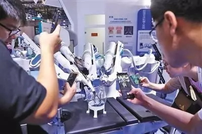 2019世界機器人大會隆重開幕，智能機器人教育成亮點！