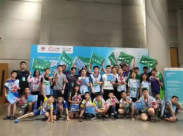 童程童美學(xué)員再登CCTV，變身央視小記者直擊RoboRAVE世界總決賽！ 